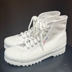 Superga Alpina Women or Men’s Classic White Canvas Sneakers, W 9 or M 7 1/2, NWT